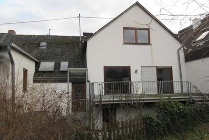 Haus, Koblenz-Rübenach - 480.000,00&nbsp;EUR Kaufpreis, ca.&nbsp; 205,00&nbsp;m&sup2; in Koblenz (PLZ: 56072) Bisholder