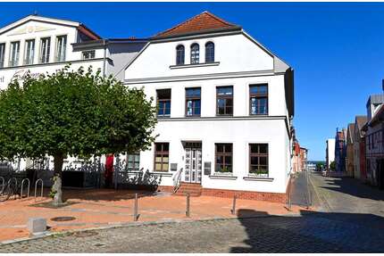 Haus zum Kaufen in Barth 1.500.000,00 € 700 m²
