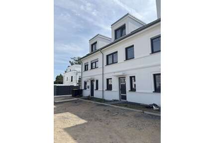 Haus zum Kaufen in Mönchengladbach 746.100,00 € 141.27 m²