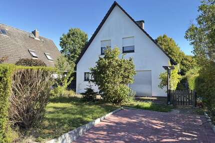 Haus zum Kaufen in Wedel 342.000,00 € 133.82 m²