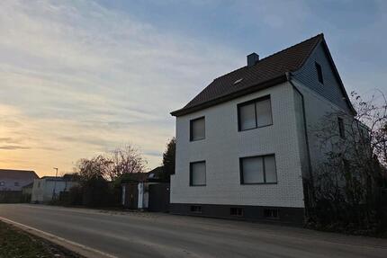 Zweifamilien haus mit Potential - Calbe (Saale)
