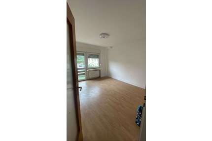 Wohnung zum Kaufen in Duisburg 68.500,00 € 56.74 m²
