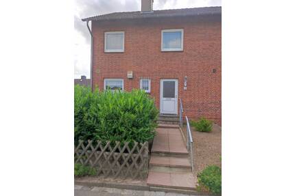 Gepfegtes Reihenendhaus - Heide