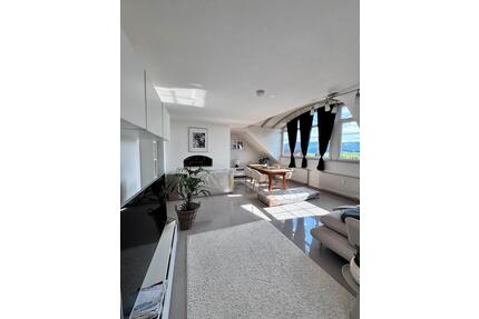 Moderne 3,5-Zimmer Wohnung mit Balkon, EBK in Deilingen