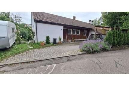 Haus zum Kaufen in Bad Urach 499.000,00 € 192 m²