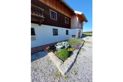 105m2 incl. Carport, Abstellraum, Garten - Arnstorf