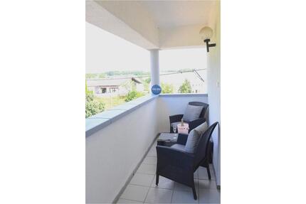 2 ZKB Balkon Wohnung in Weiskirchen Weierweiler ab sofort