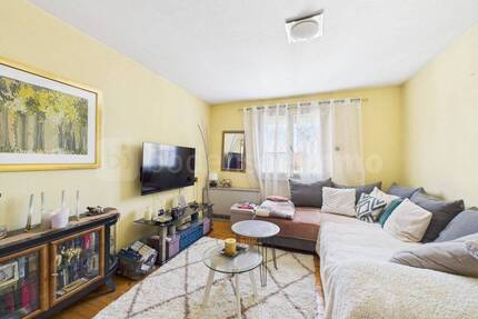 Familienfreundliche Doppelhaushälfte mit Photovoltaik und großem Grundstück in Mühlhausen - Mühlhausen-Ehingen