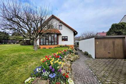 Komfortables Einfamilienhaus in bester Lage von Kassel-Harleshausen - Kassel / Harleshausen