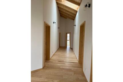 Exklusive Neubauwohnung mit hochwertiger Ausstattung in Pilsting