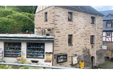 Ladenlocal mit Haus - 160.000,00&nbsp;EUR Kaufpreis, ca.&nbsp; 79,00&nbsp;m&sup2; in Idar-Oberstein (PLZ: 55743)