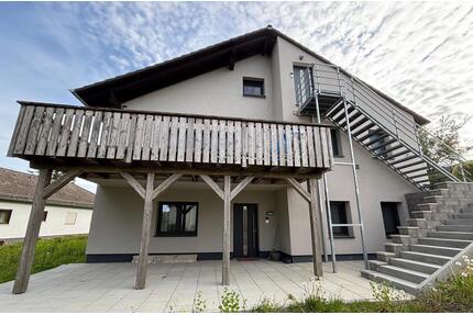 Moderne Kersanierte 3-Zimmer Wohnung mit Großer Terrasse - Marburg Marbach
