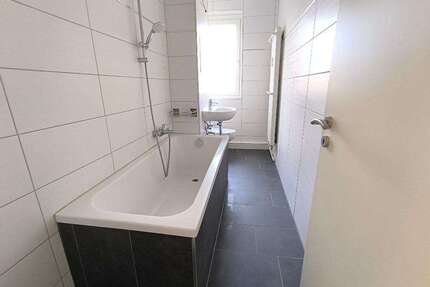 Wohnung zum Mieten in Bernburg 378,20 € 61 m²