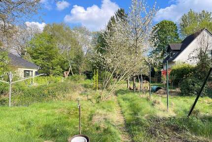 Reserviert:Bauplatz für ein Einfamilienhaus in ruhiger Parklage - Hamburg Lurup