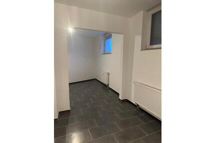 Sout.-Apartment, Bad, externer Kellerraum, Außengemeinsch. - Worms Nördliche Vororte