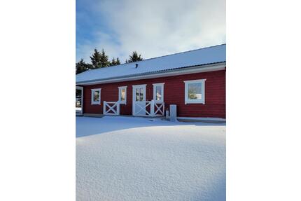 Modernes Holzhaus in Dodenau: 80 m², offene Wohnküche, Carport - Battenberg (Eder)
