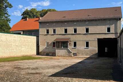 Haus zum Kaufen in Lützen 175.000,00 € 252 m²