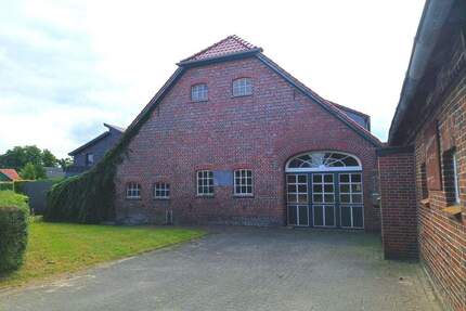 Reserviert_Tradition trifft Zukunft - Zweifamilienhaus mit Geschichte in Zetel-Kronshausen