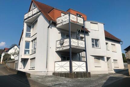 Gepflegte 3-ZKB Wohnung +Balkon im 1.OG in Niederbiel - ab sofort - Solms