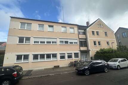 Wohnung zum Kaufen in Augsburg 210.000,00 € 43.3 m²