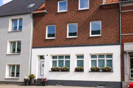 Haus zum Kaufen in Duisburg 580.000,00 € 265 m²