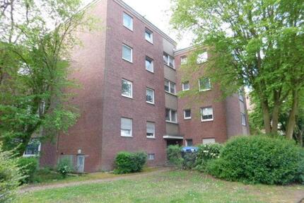 Sehr schöne und bezugsfertige 2 ZKDB mit Einbauküche, Vinylboden und Balkon... - Krefeld Gellep-Stratum