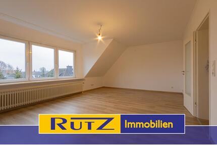 Ganderkesee | renovierte 3-Zimmer Dachgeschosswohnung mit Balkon und Keller