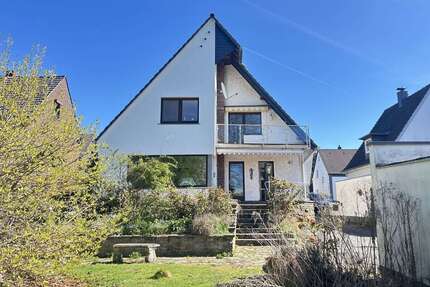 Haus zum Kaufen in Langenfeld 655.000,00 € 142 m²