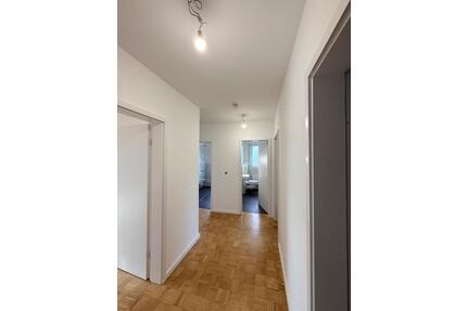 Frisch sanierte 3-Zimmer-Wohnung mit Garten,Garage,EBK,Terrasse - Lüneburg