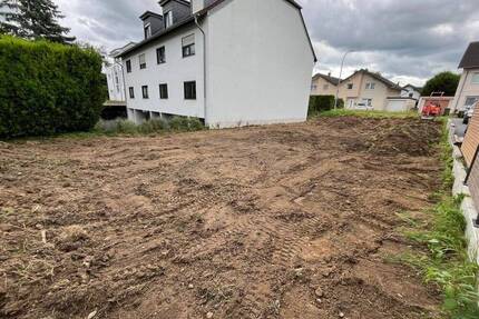 Attraktives Baugrundstück mit vorliegender Baugenehmigung in Niederkassel-RheidtMondorf!