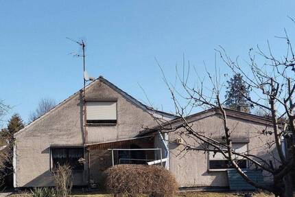 Grundstück mit Althaus - 300.000,00&nbsp;EUR Kaufpreis, ca.&nbsp; 0,00&nbsp;m&sup2; in Schöneiche (PLZ: 15566)