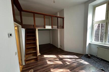 Wohnung 4er-WG in Neukölln - 750,00&nbsp;EUR Kaltmiete, ca.&nbsp; 111,00&nbsp;m&sup2; in Berlin (PLZ: 13581) Spandau