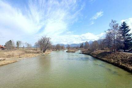 Großweil: traumhaftes Baugrundstück für ein Einfamilien- oder Doppelhaus