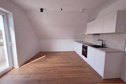 Energiesparend Wohnen (KFW 70 EE Standard) – moderne Wohnung - Loßburg