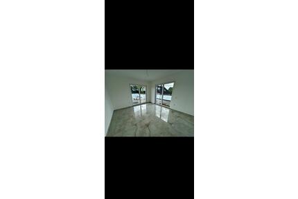 Moderne 4-Zimmer-Wohnung mit 70m2 Dachterasse in NienburgWeser - Nienburg (Weser)