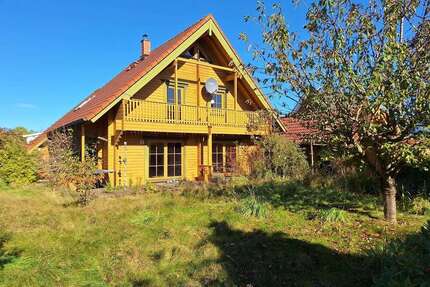 Haus zum Kaufen in Sundhagen 350.000,00 € 152.47 m²