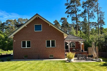 Ein-Zweifamilienhaus am Waldrand in Wietze