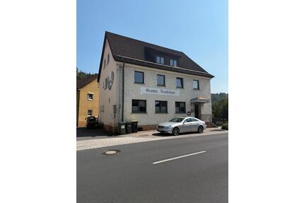 Haus zu verkaufen mit Gewerbe und Fremdenzimmer - Steinwiesen