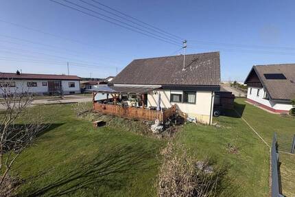 Attraktives Einfamilienhaus mit Ausbaupotenzial - Schömberg