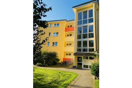 Jetzt schnell sein! Wundervolle 3-Zimmer-Wohnung mit Balkon in ruhiger Lage - Lippstadt Overhagen