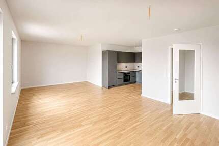 Wohnung zum Mieten in Nauen 821,00 € 63.17 m²