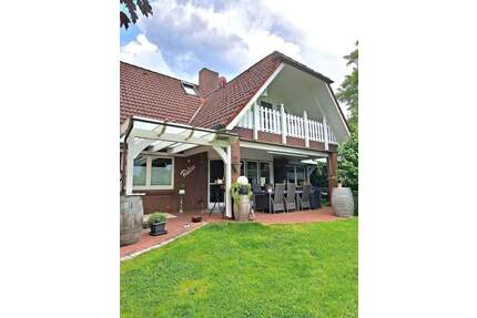 Charmantes Haus & Grundstück mit Erweiterungspotenzial! - Deinste Helmste