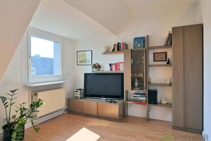 (EF1225_M) Kassel-Stadt: Fasanenhof, preiswerte möblierte Dachwohnung in einem ruhigen Haus mit Garten