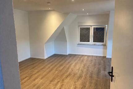 Erstbezug 1. OG Wohnung neu saniert in Brake (Unterweser)