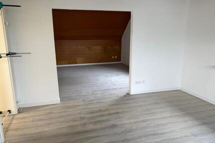 Haus zum Kauf - 369.000,00&nbsp;EUR Kaufpreis, ca.&nbsp; 136,00&nbsp;m&sup2; in Wadgassen (PLZ: 66787)