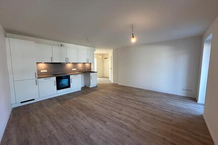 *Erstbezug* Wohnung mit Balkon in Citylage - Elmshorn