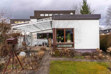 Lichtdurchflutetes Reihenendhaus am Waldrand - familienfreundlich & stadtnah in Ulm-Wiblingen