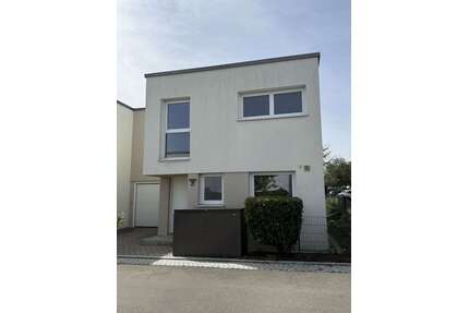 Haus zum Mieten in Pliezhausen 1.550,00 € 120.99 m²