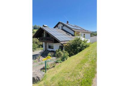 Schöne 1-2 Zimmer Wohnung mit großem Balkon - Gersfeld (Rhön)