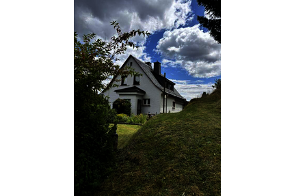 Haus zum Kaufen in Steinach 130.000,00 € 107 m²